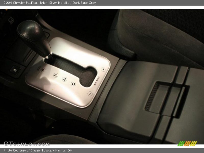 Bright Silver Metallic / Dark Slate Gray 2004 Chrysler Pacifica