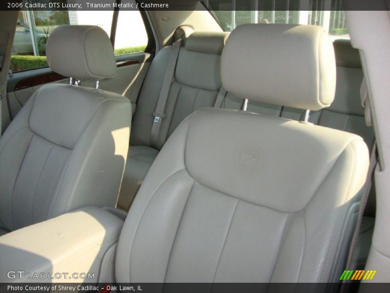 Titanium Metallic / Cashmere 2006 Cadillac DTS Luxury