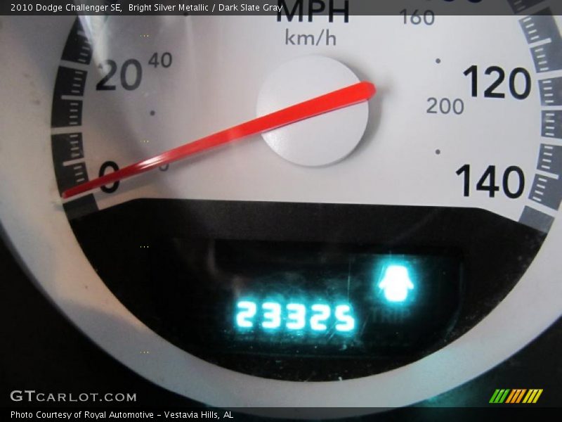 Bright Silver Metallic / Dark Slate Gray 2010 Dodge Challenger SE