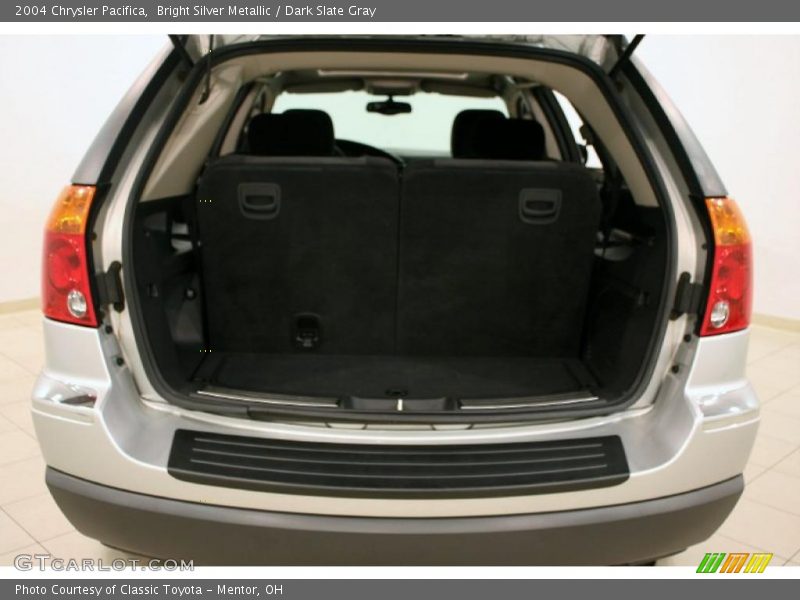 Bright Silver Metallic / Dark Slate Gray 2004 Chrysler Pacifica