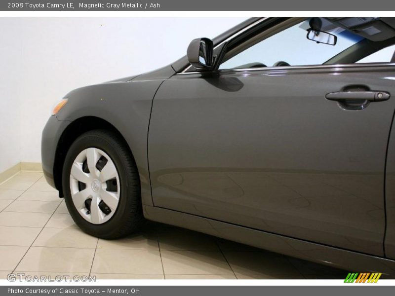 Magnetic Gray Metallic / Ash 2008 Toyota Camry LE
