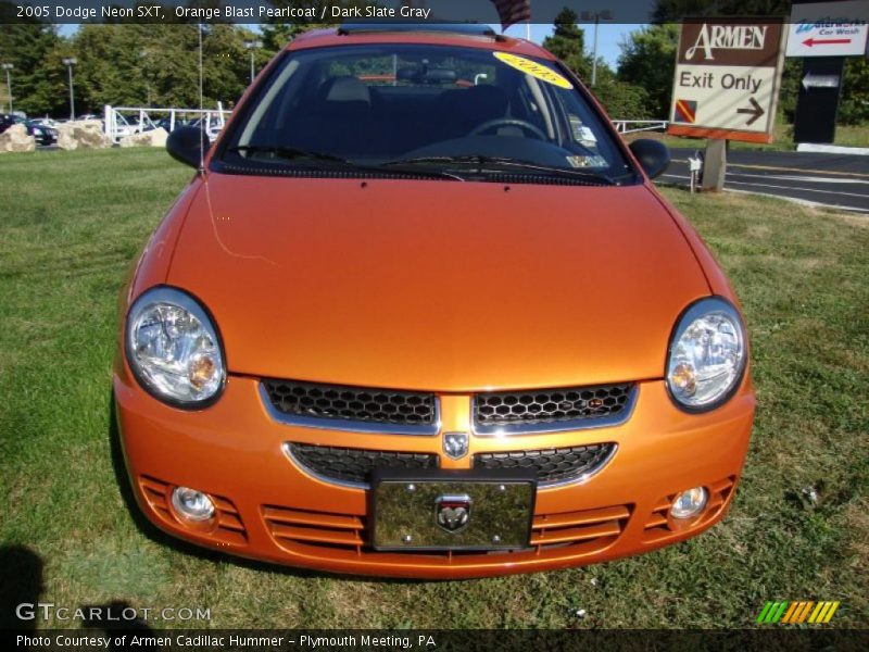 Orange Blast Pearlcoat / Dark Slate Gray 2005 Dodge Neon SXT