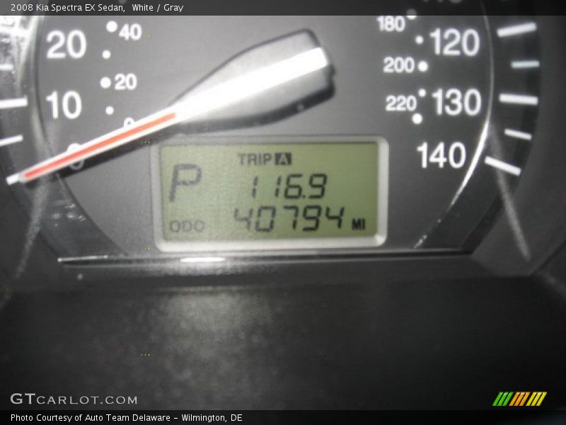 White / Gray 2008 Kia Spectra EX Sedan