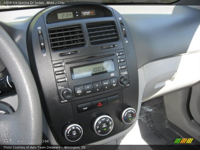 White / Gray 2008 Kia Spectra EX Sedan