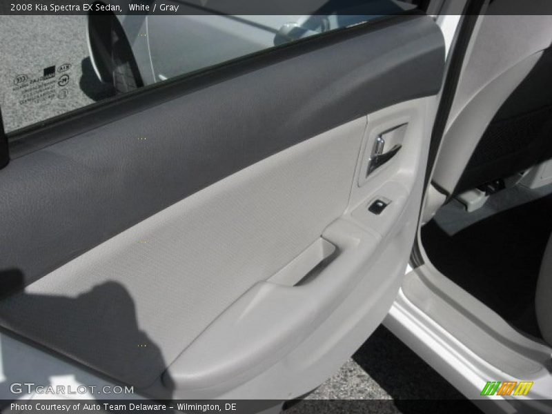 White / Gray 2008 Kia Spectra EX Sedan