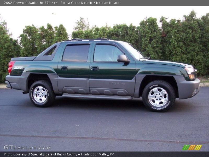 Forest Green Metallic / Medium Neutral 2002 Chevrolet Avalanche Z71 4x4