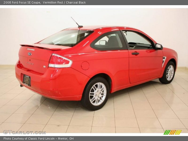 Vermillion Red / Charcoal Black 2008 Ford Focus SE Coupe