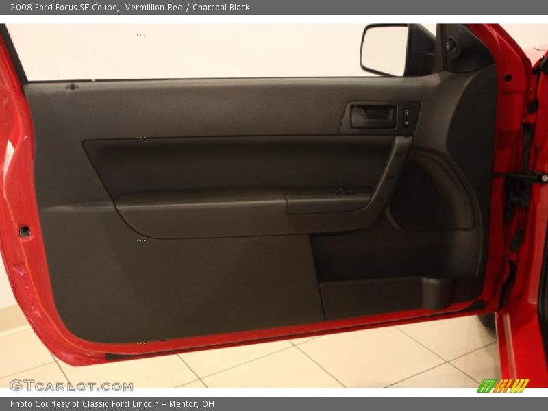 Vermillion Red / Charcoal Black 2008 Ford Focus SE Coupe
