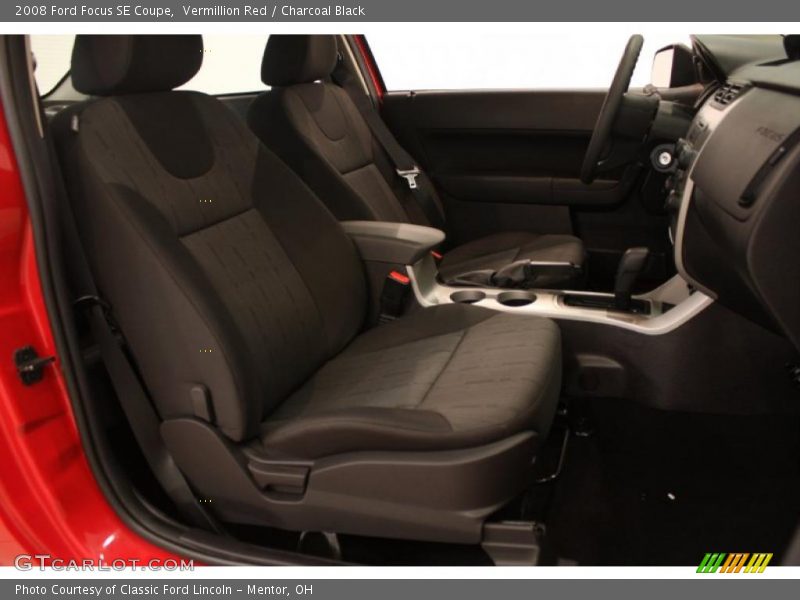 Vermillion Red / Charcoal Black 2008 Ford Focus SE Coupe
