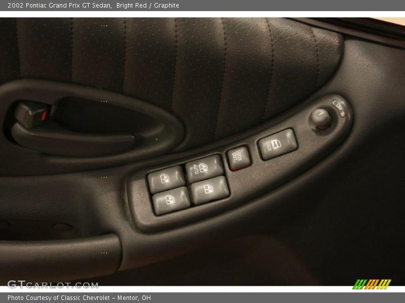 Bright Red / Graphite 2002 Pontiac Grand Prix GT Sedan