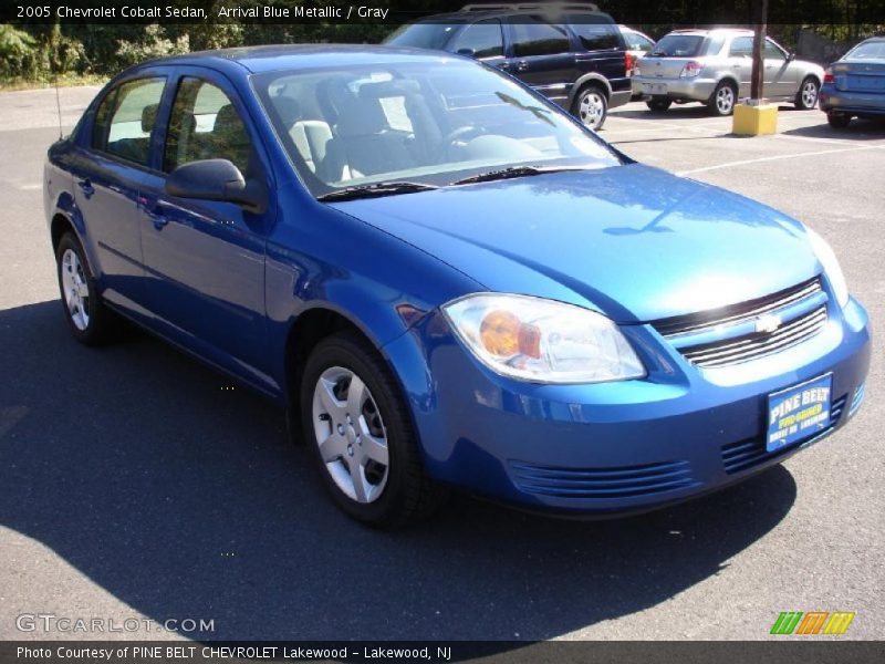 Arrival Blue Metallic / Gray 2005 Chevrolet Cobalt Sedan