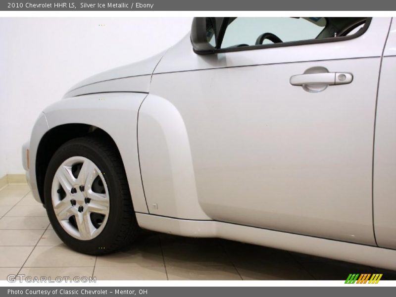 Silver Ice Metallic / Ebony 2010 Chevrolet HHR LS
