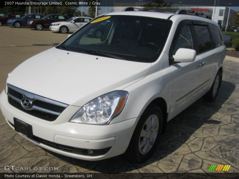 Cosmic White / Gray 2007 Hyundai Entourage Limited