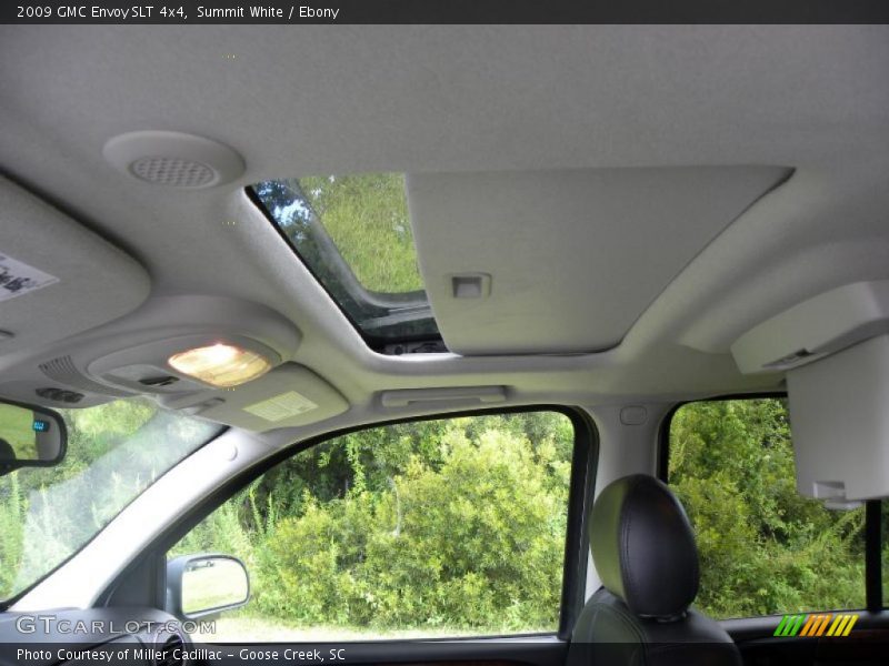 Summit White / Ebony 2009 GMC Envoy SLT 4x4