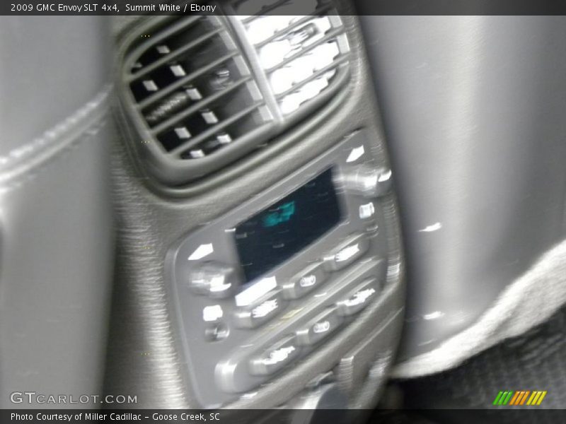 Summit White / Ebony 2009 GMC Envoy SLT 4x4