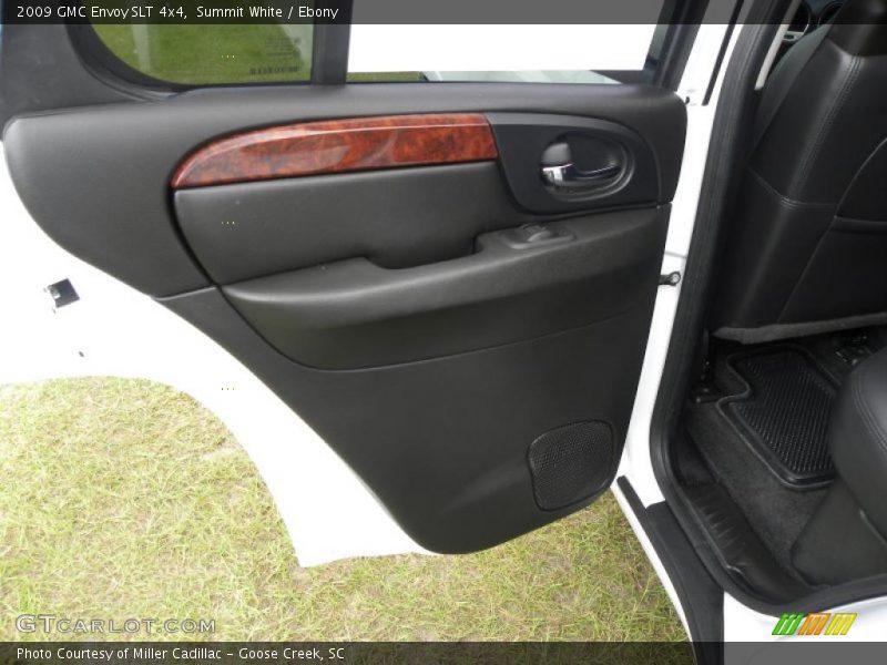 Summit White / Ebony 2009 GMC Envoy SLT 4x4