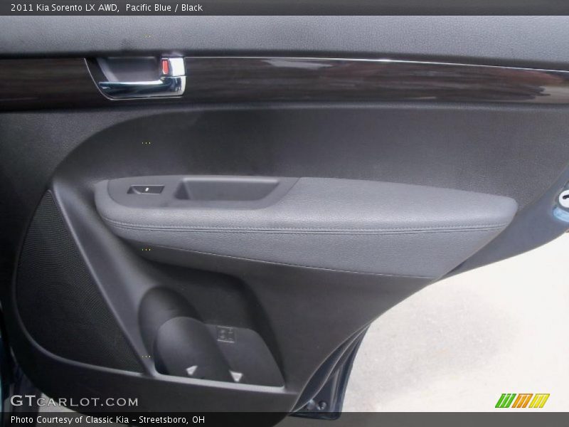 Pacific Blue / Black 2011 Kia Sorento LX AWD