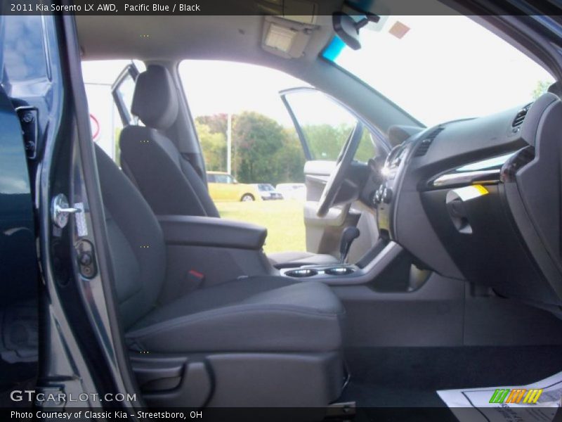 Pacific Blue / Black 2011 Kia Sorento LX AWD
