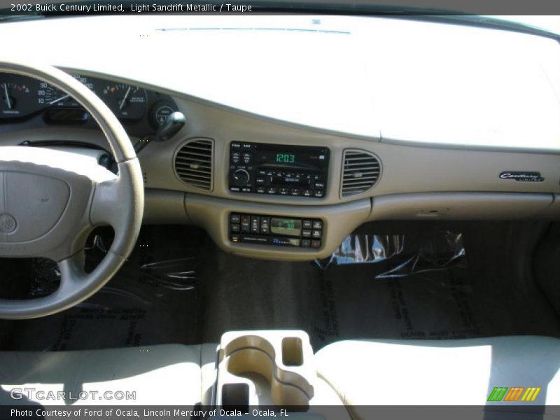 Light Sandrift Metallic / Taupe 2002 Buick Century Limited