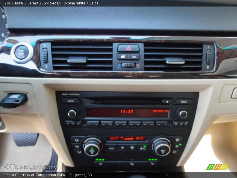 Alpine White / Beige 2007 BMW 3 Series 335xi Sedan