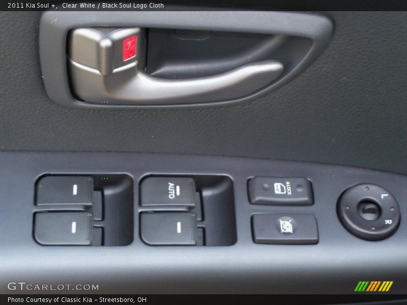 Clear White / Black Soul Logo Cloth 2011 Kia Soul +