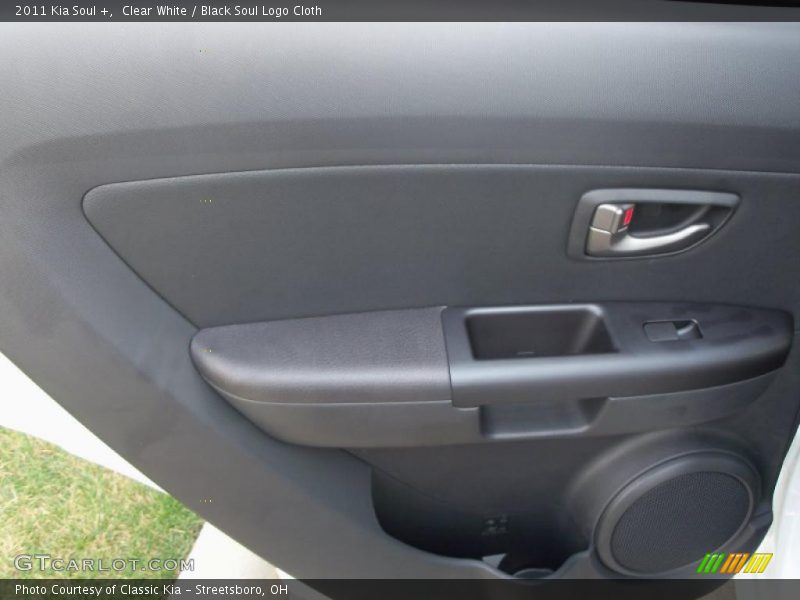 Clear White / Black Soul Logo Cloth 2011 Kia Soul +