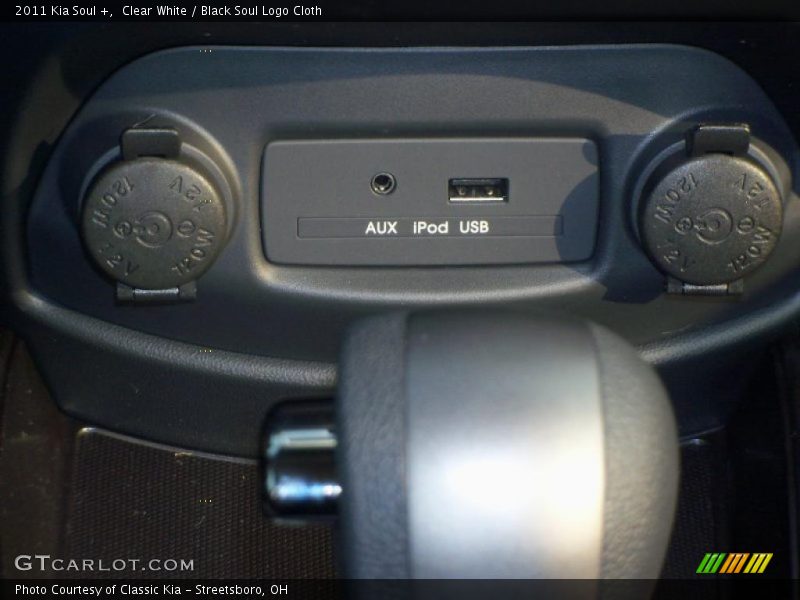 Clear White / Black Soul Logo Cloth 2011 Kia Soul +