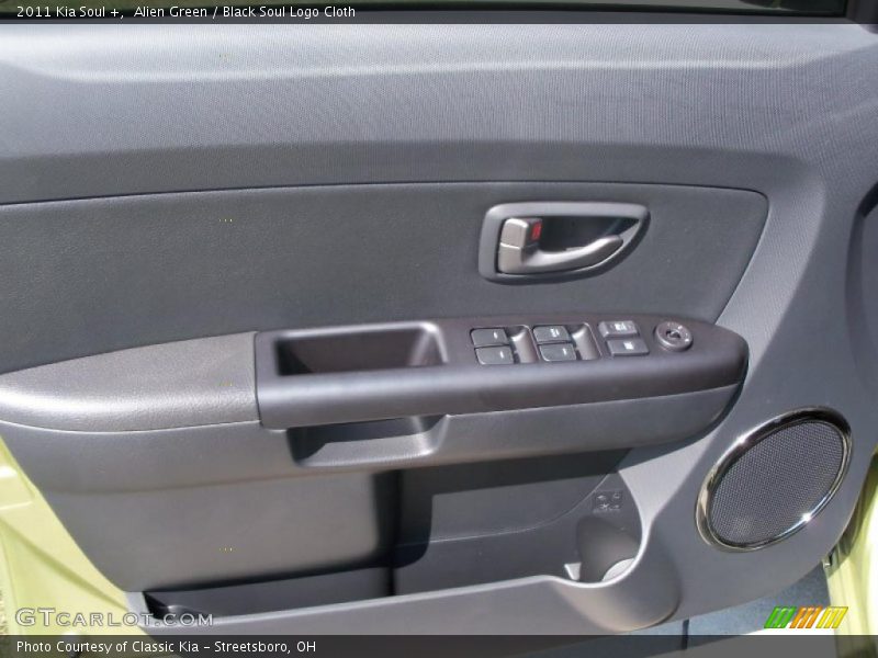 Alien Green / Black Soul Logo Cloth 2011 Kia Soul +
