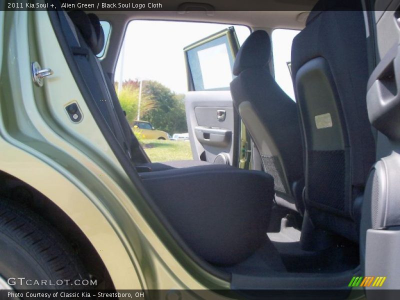 Alien Green / Black Soul Logo Cloth 2011 Kia Soul +