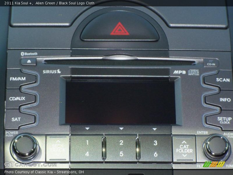 Alien Green / Black Soul Logo Cloth 2011 Kia Soul +