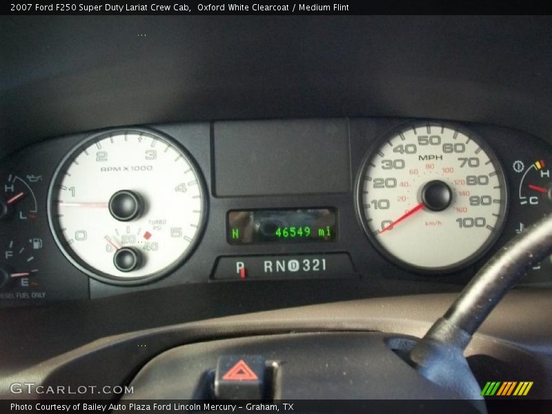 Oxford White Clearcoat / Medium Flint 2007 Ford F250 Super Duty Lariat Crew Cab