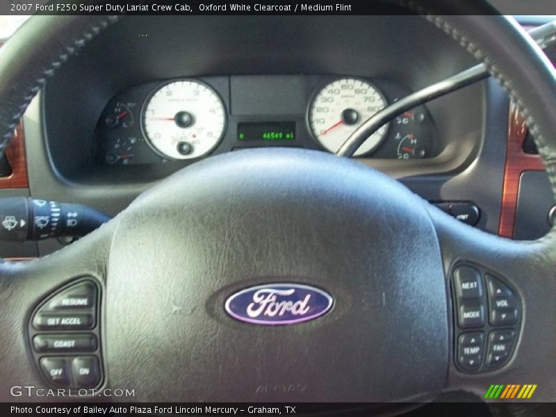 Oxford White Clearcoat / Medium Flint 2007 Ford F250 Super Duty Lariat Crew Cab