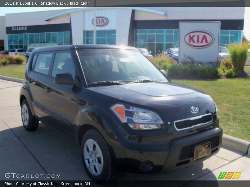 Shadow Black / Black Cloth 2011 Kia Soul 1.6
