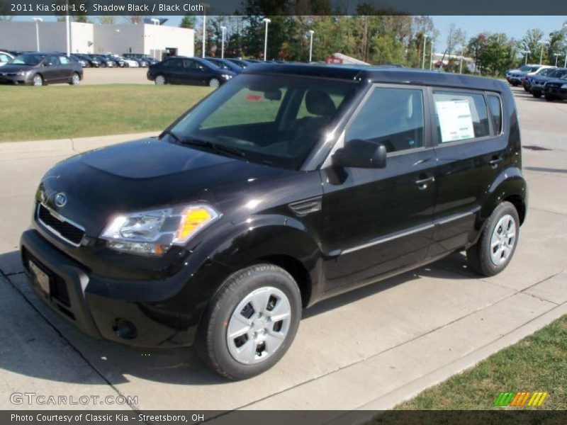Shadow Black / Black Cloth 2011 Kia Soul 1.6