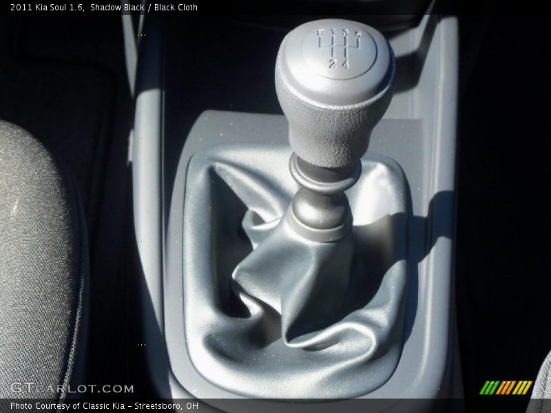 Shadow Black / Black Cloth 2011 Kia Soul 1.6