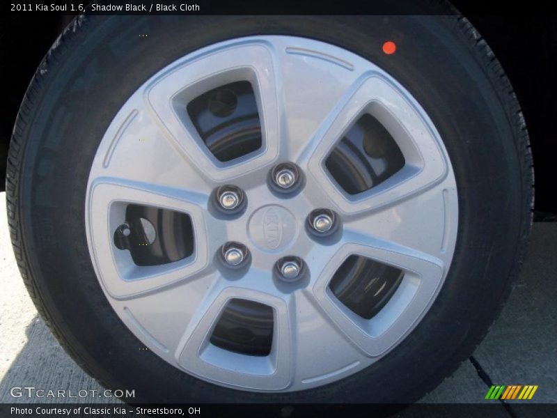 Shadow Black / Black Cloth 2011 Kia Soul 1.6