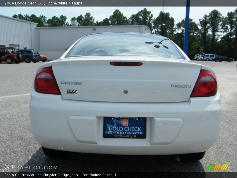 Stone White / Taupe 2004 Dodge Neon SXT