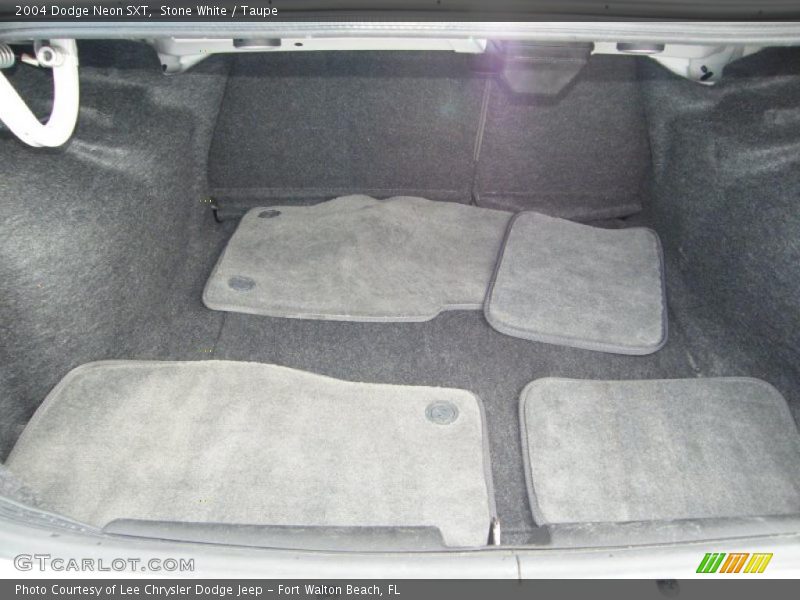 Stone White / Taupe 2004 Dodge Neon SXT