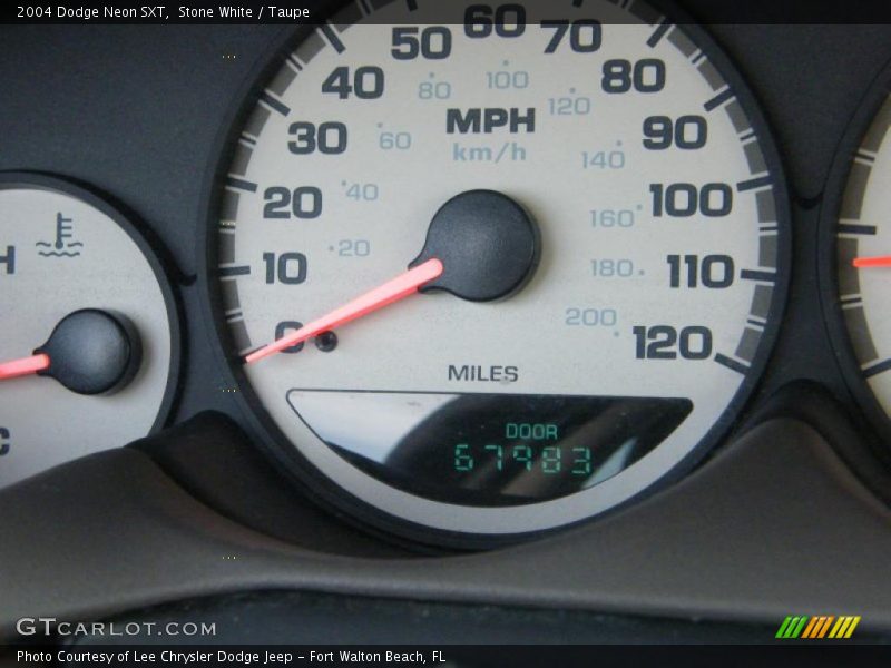 Stone White / Taupe 2004 Dodge Neon SXT