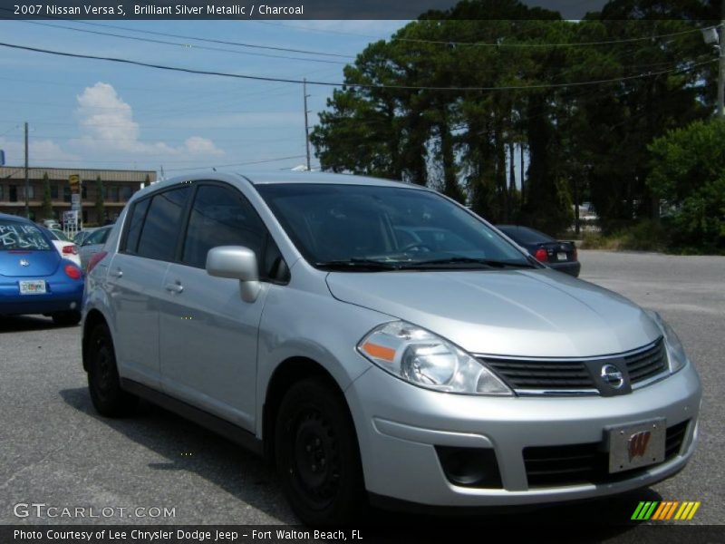 Brilliant Silver Metallic / Charcoal 2007 Nissan Versa S