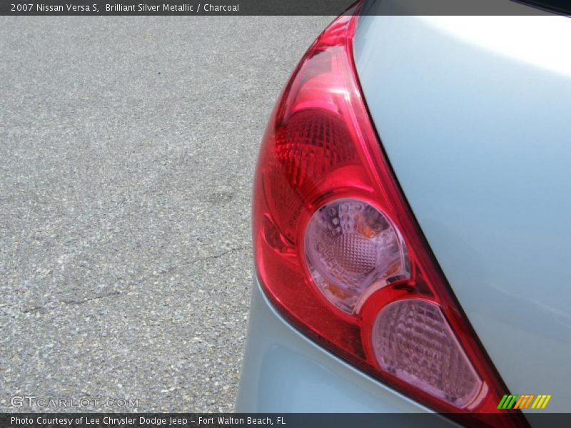 Brilliant Silver Metallic / Charcoal 2007 Nissan Versa S