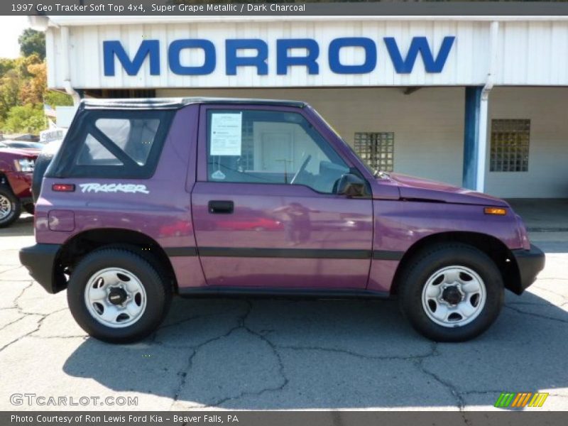 Super Grape Metallic / Dark Charcoal 1997 Geo Tracker Soft Top 4x4