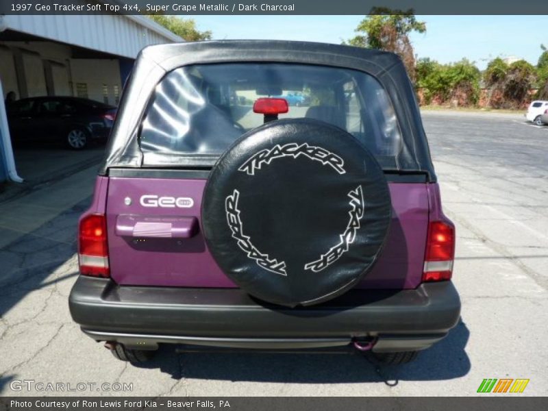 Super Grape Metallic / Dark Charcoal 1997 Geo Tracker Soft Top 4x4