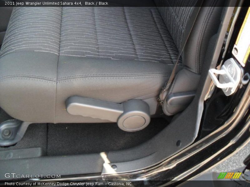 Black / Black 2011 Jeep Wrangler Unlimited Sahara 4x4