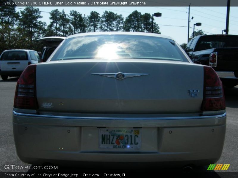 Linen Gold Metallic / Dark Slate Gray/Light Graystone 2006 Chrysler 300 C HEMI