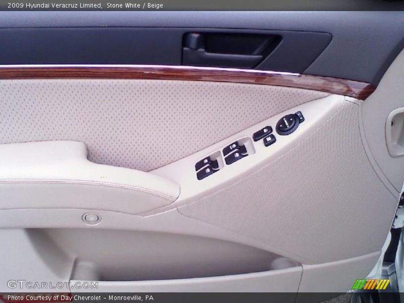 Stone White / Beige 2009 Hyundai Veracruz Limited