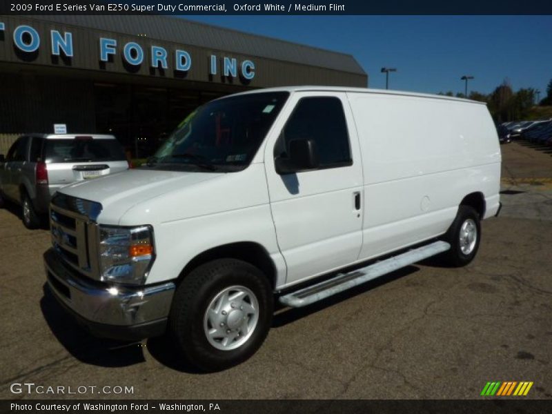 Oxford White / Medium Flint 2009 Ford E Series Van E250 Super Duty Commercial
