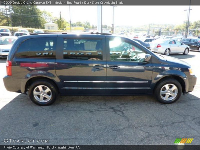 Modern Blue Pearl / Dark Slate Gray/Light Shale 2009 Dodge Grand Caravan SXT
