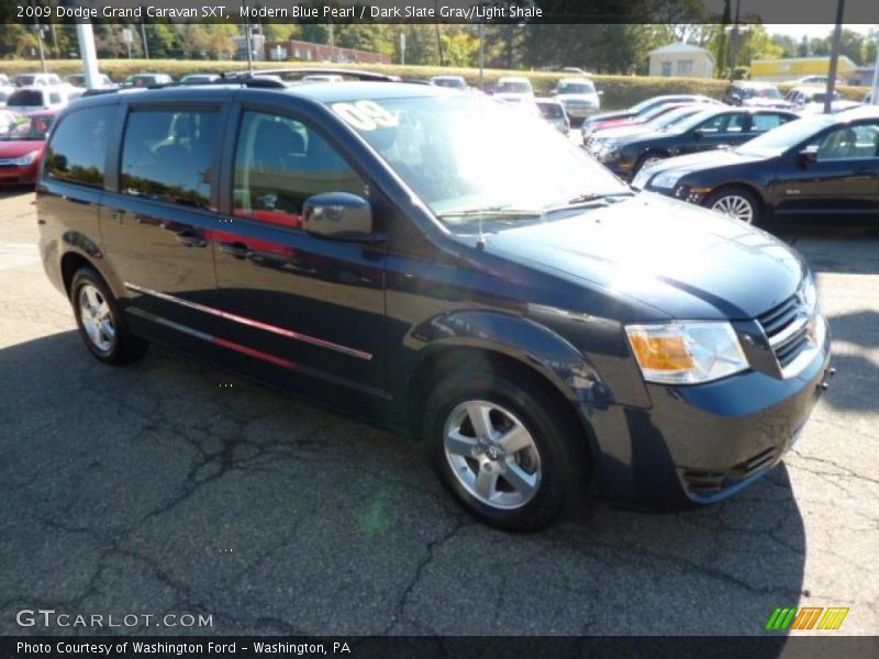 Modern Blue Pearl / Dark Slate Gray/Light Shale 2009 Dodge Grand Caravan SXT