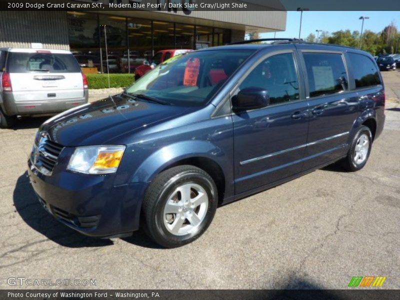 Modern Blue Pearl / Dark Slate Gray/Light Shale 2009 Dodge Grand Caravan SXT